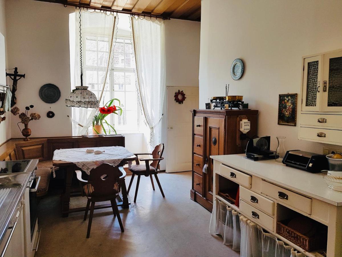 Ferienwohnung Schloss Schrattenthal エクステリア 写真